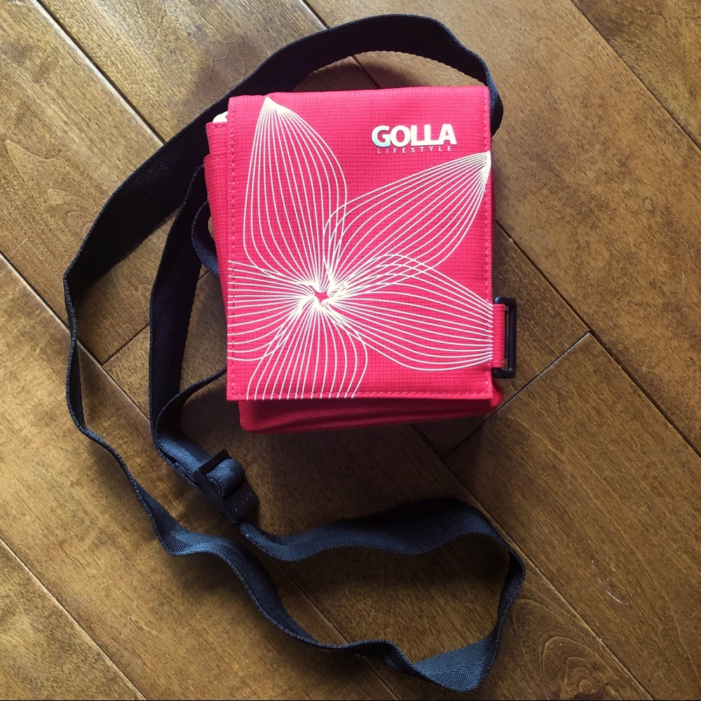 GOLLA Lifestyle Red Crossbody Camera Bag